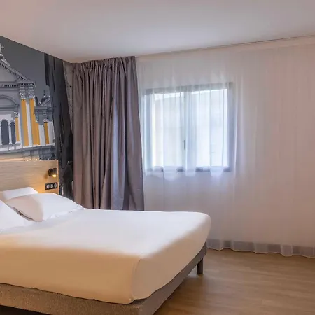 Hotel B&B Hotel Bastia 3*